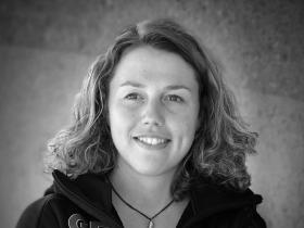 拜仁慕尼黑悼念劳拉-达尔迈尔