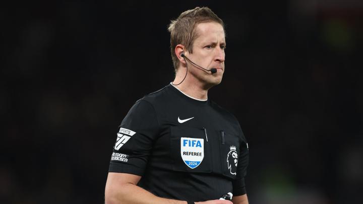 67约翰布鲁克斯将担任纽卡斯尔联与阿斯顿维拉比赛的主裁判