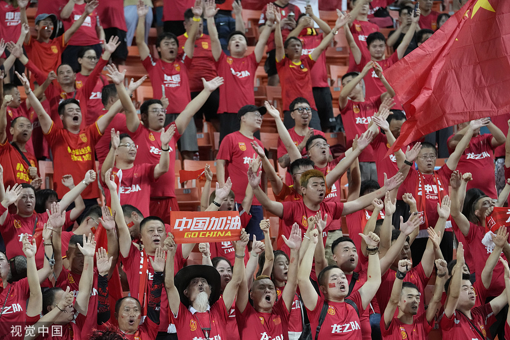 伊起亚洲杯生死战到来今夜我们再次为中国队加油助威