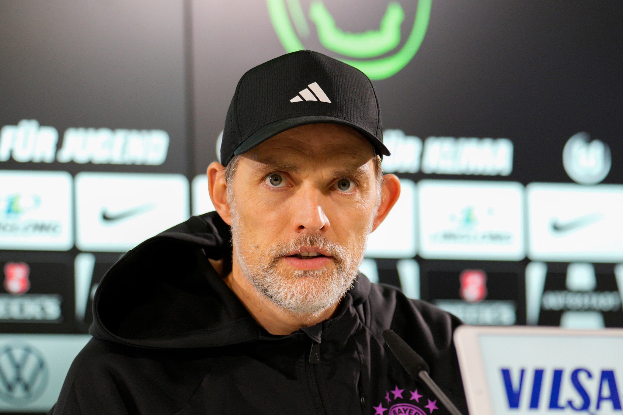 记者图赫尔仍因流感缺席今日训练周六能否现场指挥存疑