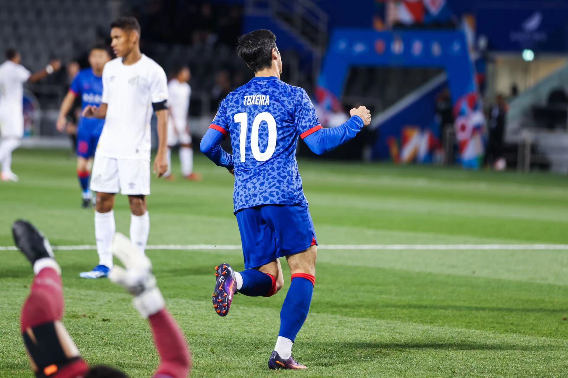 奋楫2024平等杯多点开花上海申花41桑托斯