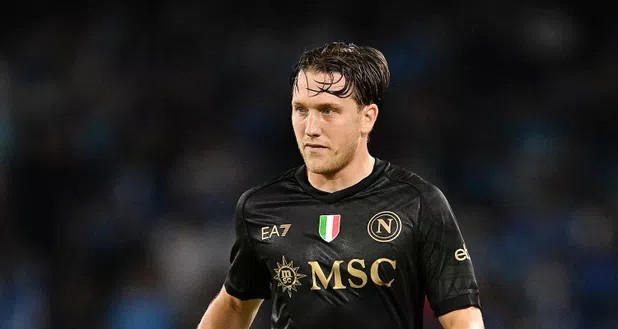 意媒泽林斯基已经与国米签下31合同年薪400万欧