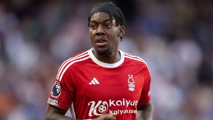 埃兰加安东尼是一名很棒的球员也是一个很好的人