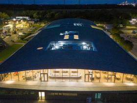 曼联宣布卡灵顿训练基地男足一线队大楼改建工程完成