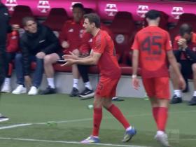 托马斯-穆勒完成德甲生涯500场里程碑