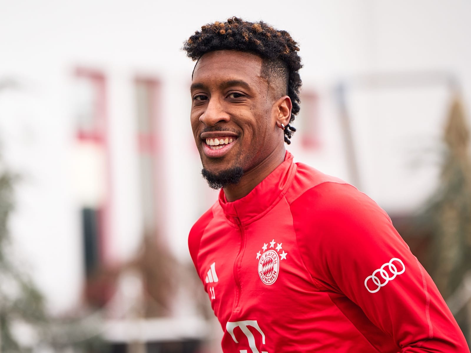 好消息拜仁官方科曼马兹拉维博埃恢复跑步训练