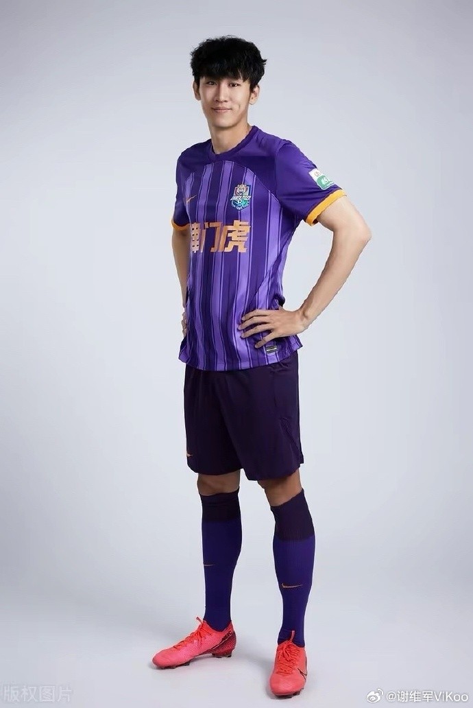 谢维军新赛季要开始咯为了天津永远进攻