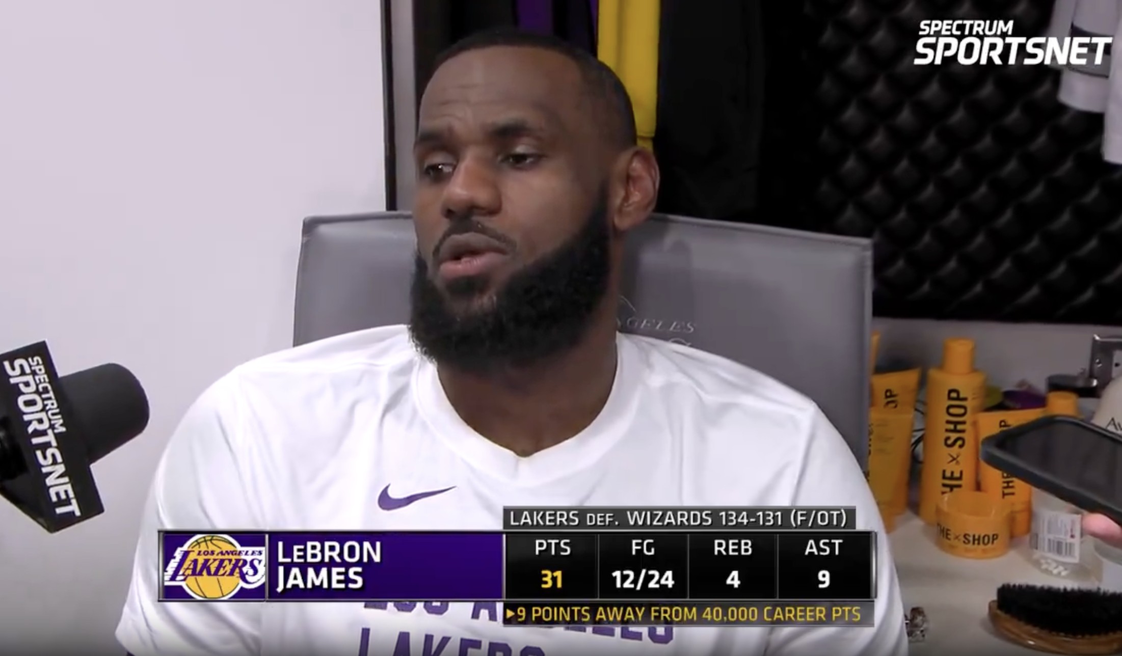 詹姆斯:40000分是一个很重要的成就,这对现在的我来说很酷