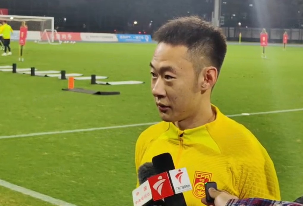 懂球帝首页>动态>程进:参与国足集训有些小紧张;我