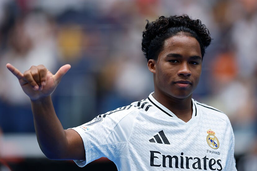 罗马诺：恩德里克对加盟里昂感到兴奋，预计冬窗租借加盟