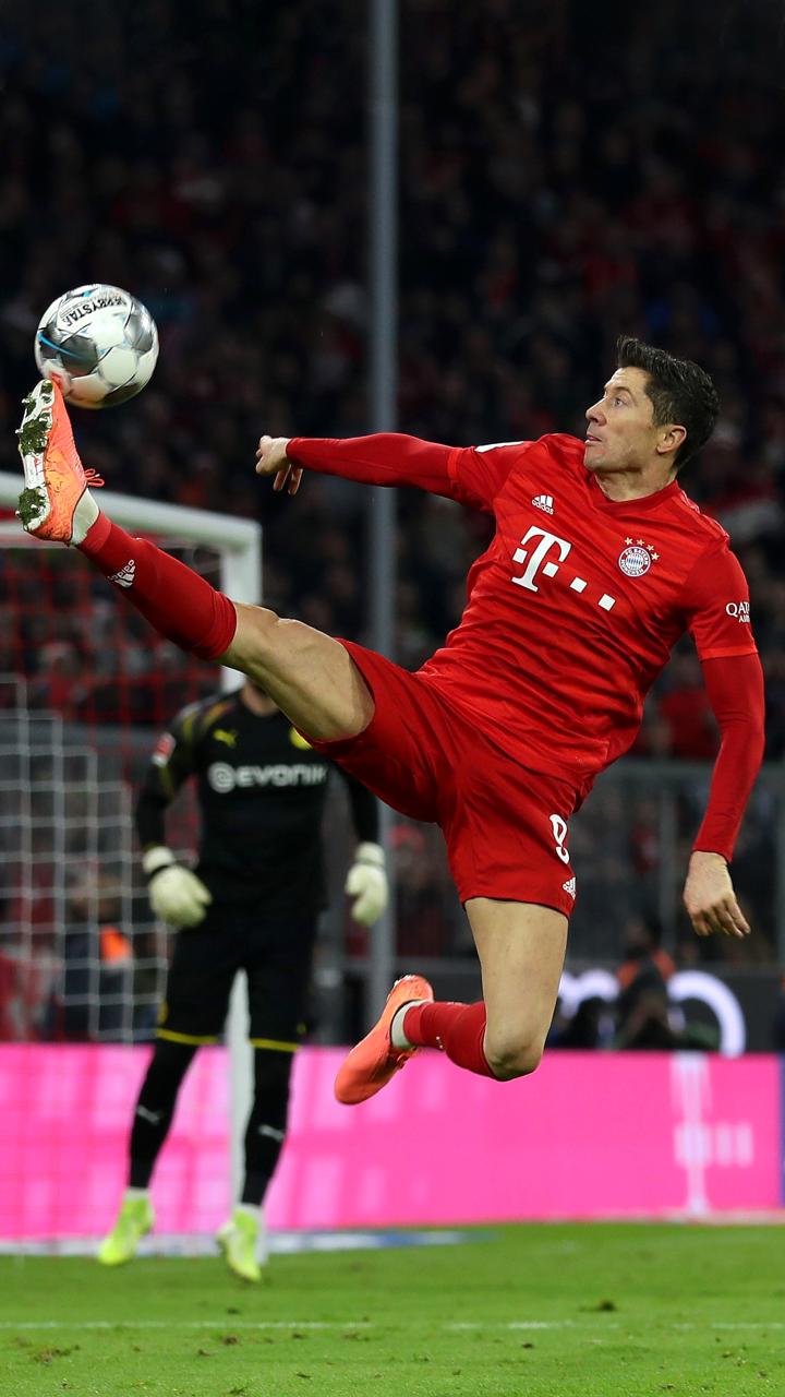 每日足球帅图莱万帅气手机壁纸拜仁篇part2