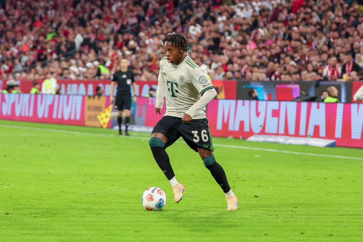 德天空：拜仁不打算冬窗外租威兹德姆，孔帕尼将给他出场时间