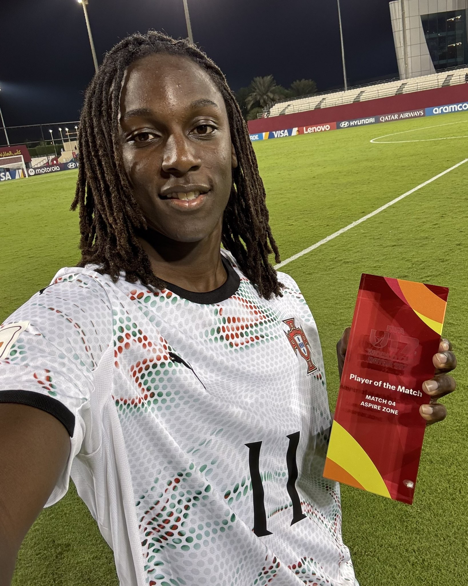 葡萄牙U17国脚斯特万是雷纳托-桑切斯的侄子，正在参加世少赛