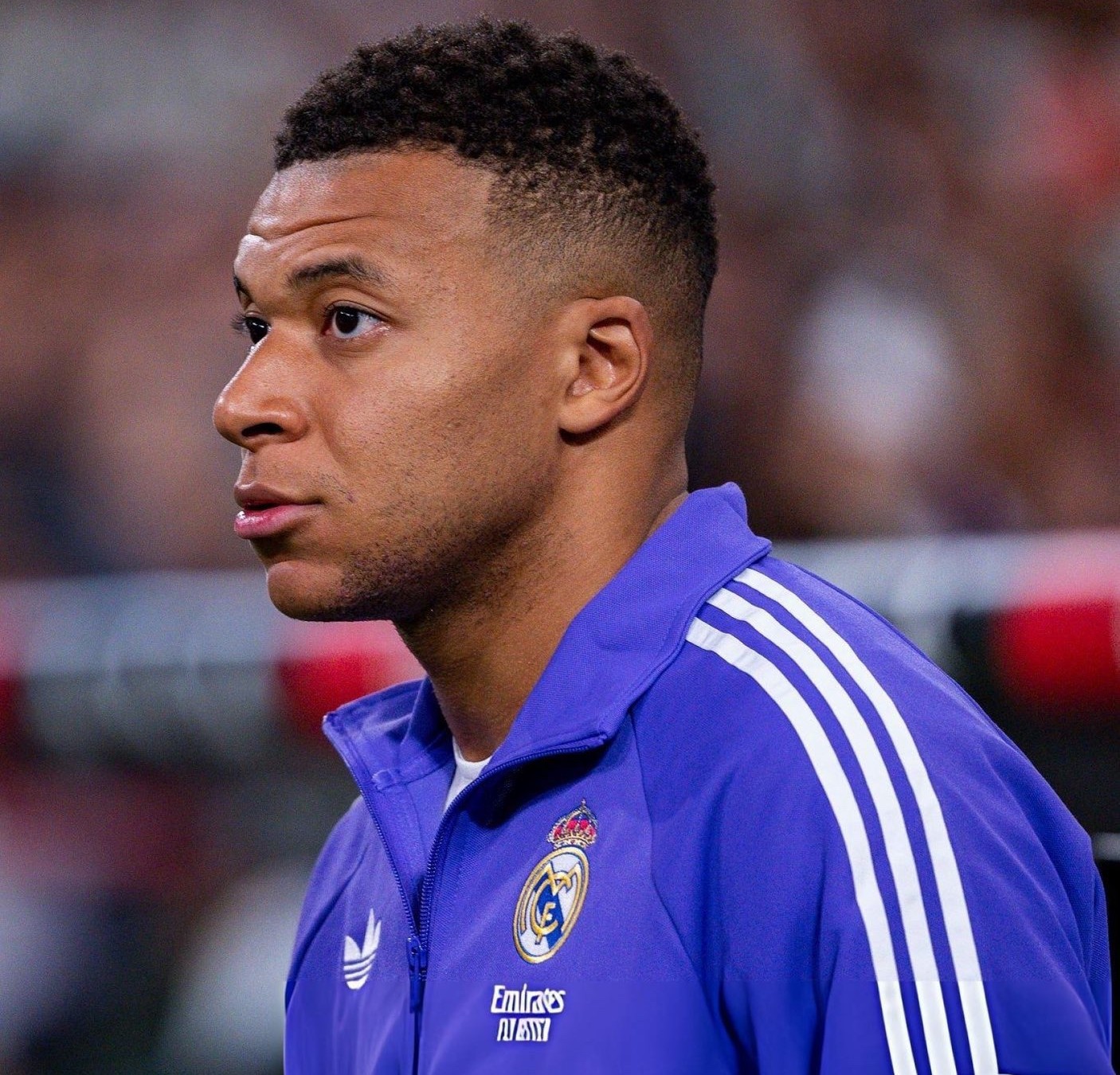 过去4年，足坛仅姆巴佩一人每年均入选FIFPro年度最佳阵容