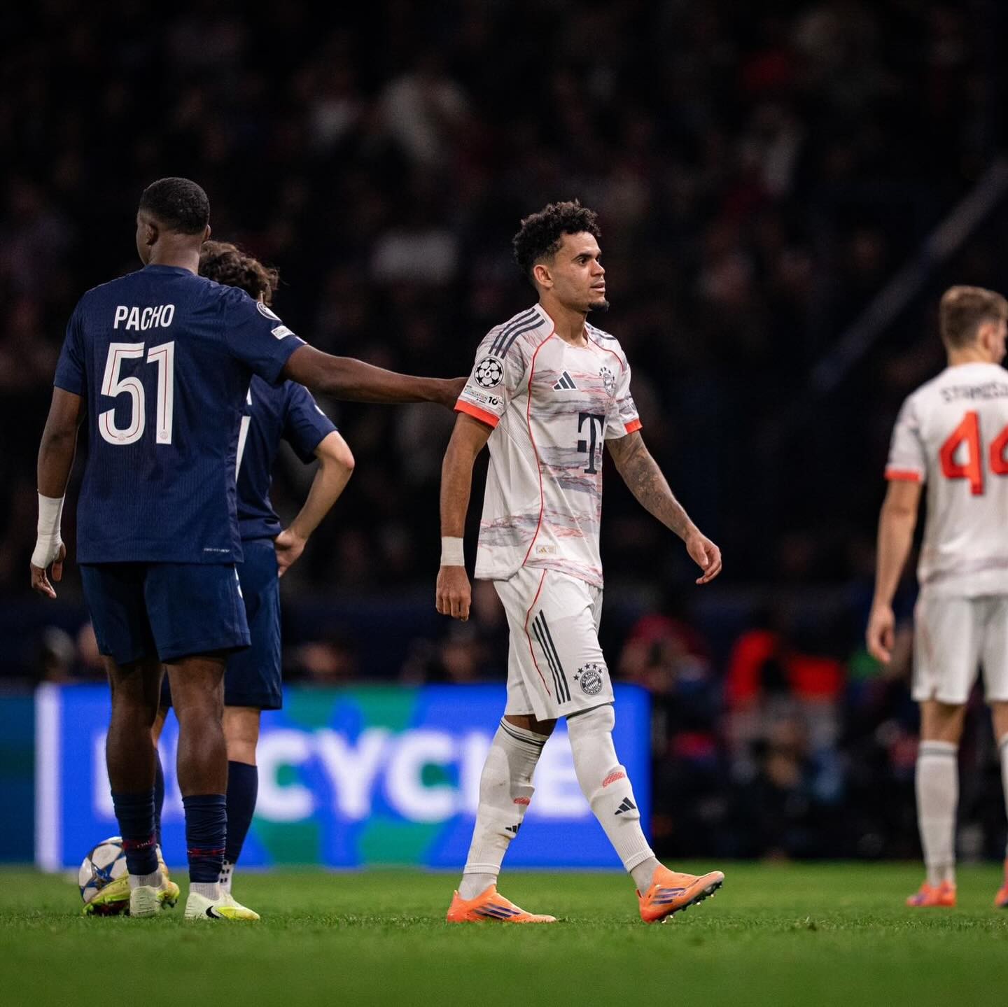 迪亚斯：这是一个充满情绪的夜晚；祝阿什拉夫能早日重返赛场