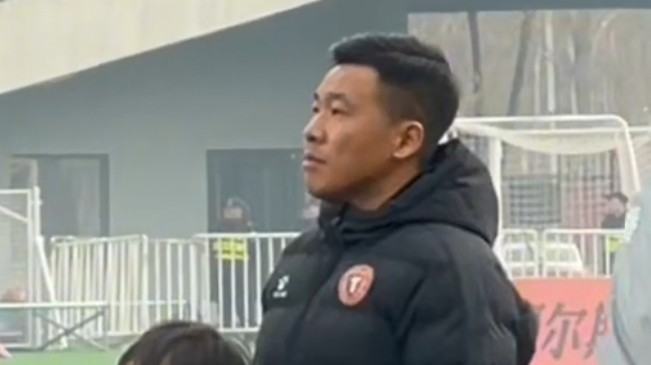 辽媒：老将杨健很可能已完成他代表辽宁铁人效力的谢幕战