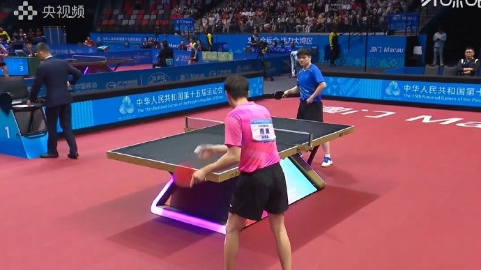 全运会：樊振东首秀4-0战胜周雨，晋级男单16强