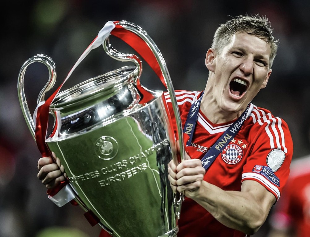 小猪多特在与马竞的比赛中处于劣势拜仁对阿森纳则占优势