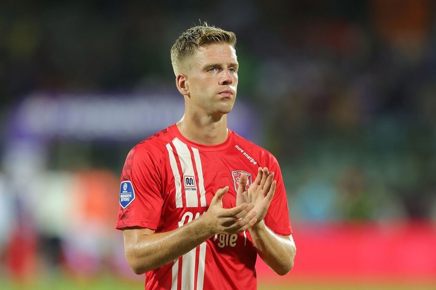 罗马诺费耶诺德接近敲定免签特温特后卫斯马尔