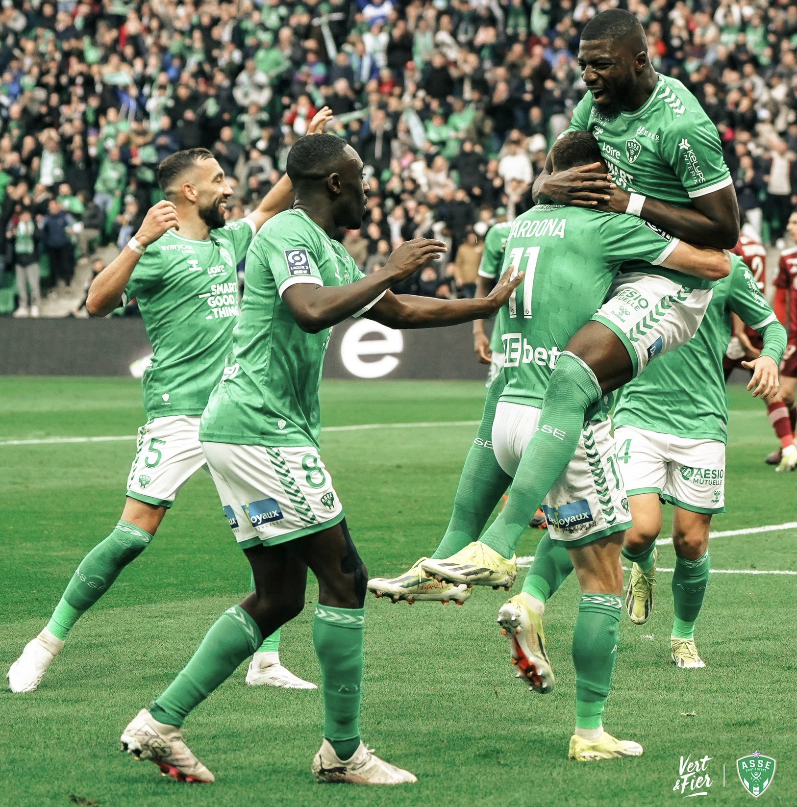 联赛前瞻宿敌之战披荆斩棘