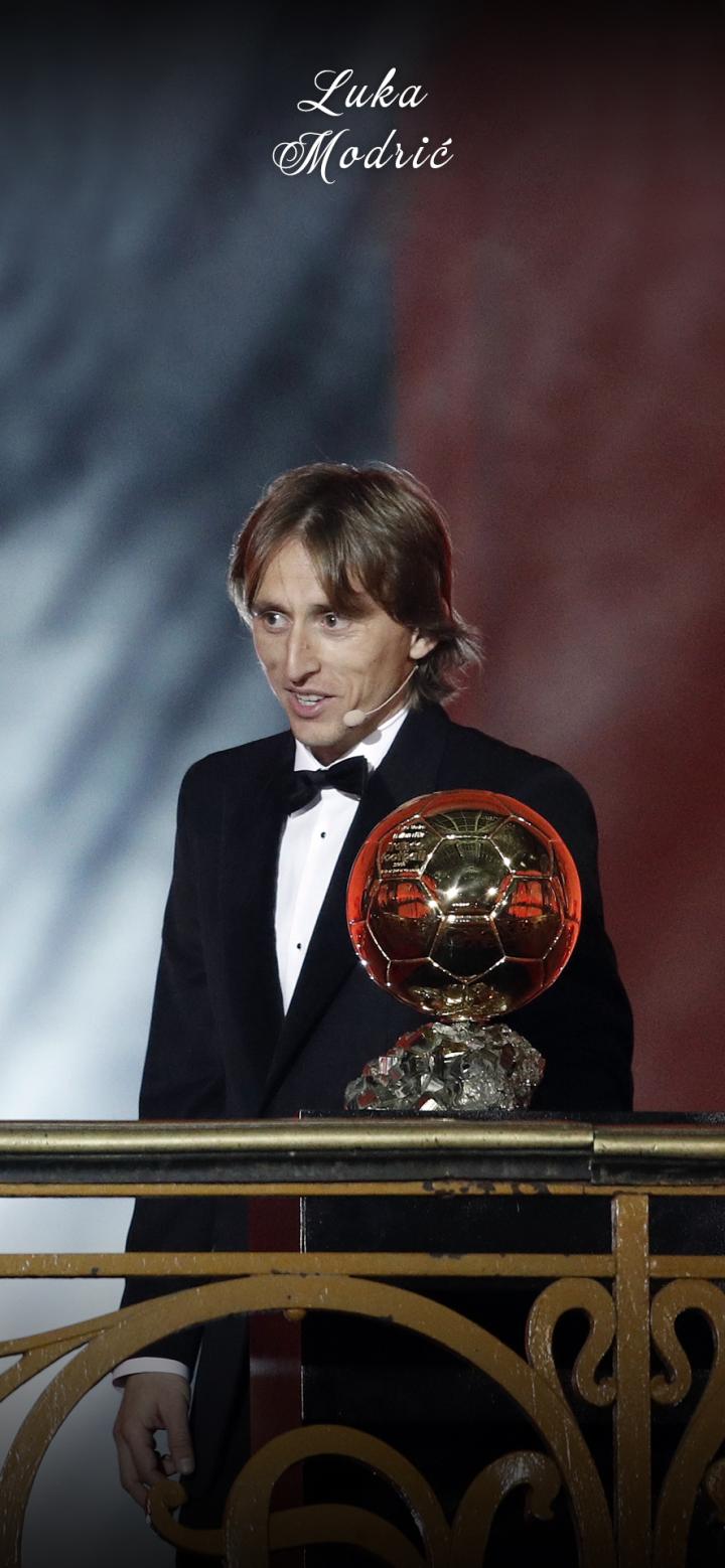 【每日足球帅图】莫德里奇帅气手机壁纸精选part1