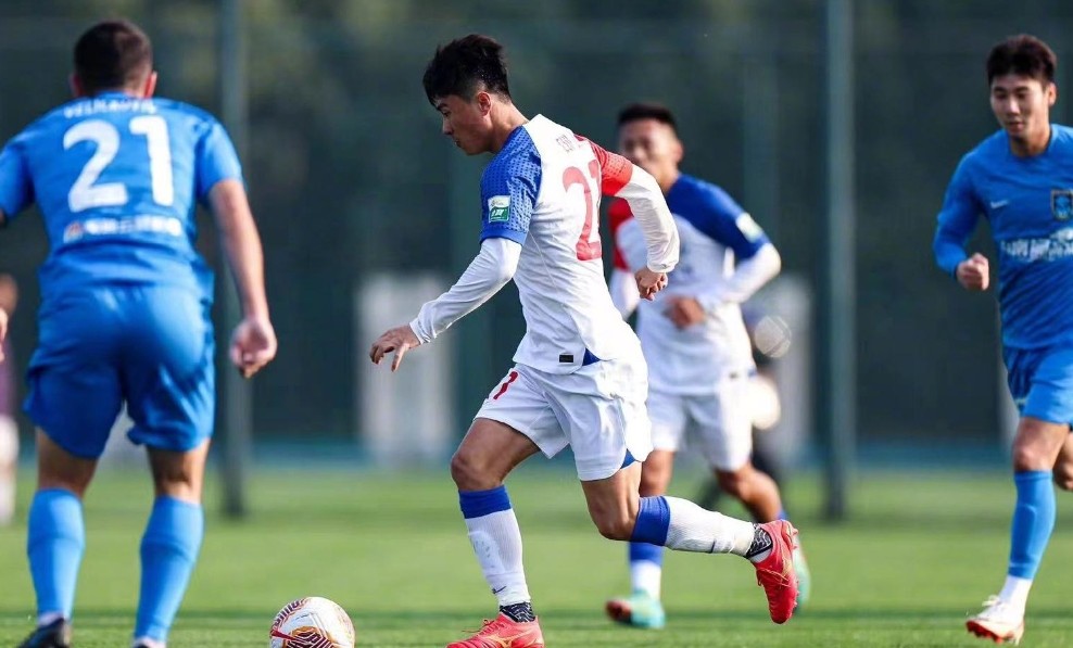 记者明天下午申花将与西海岸热身崔麟会获得更多出场时间