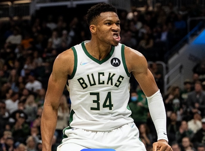 懂球帝首页>动态>发挥全面,字母哥12中9&罚球