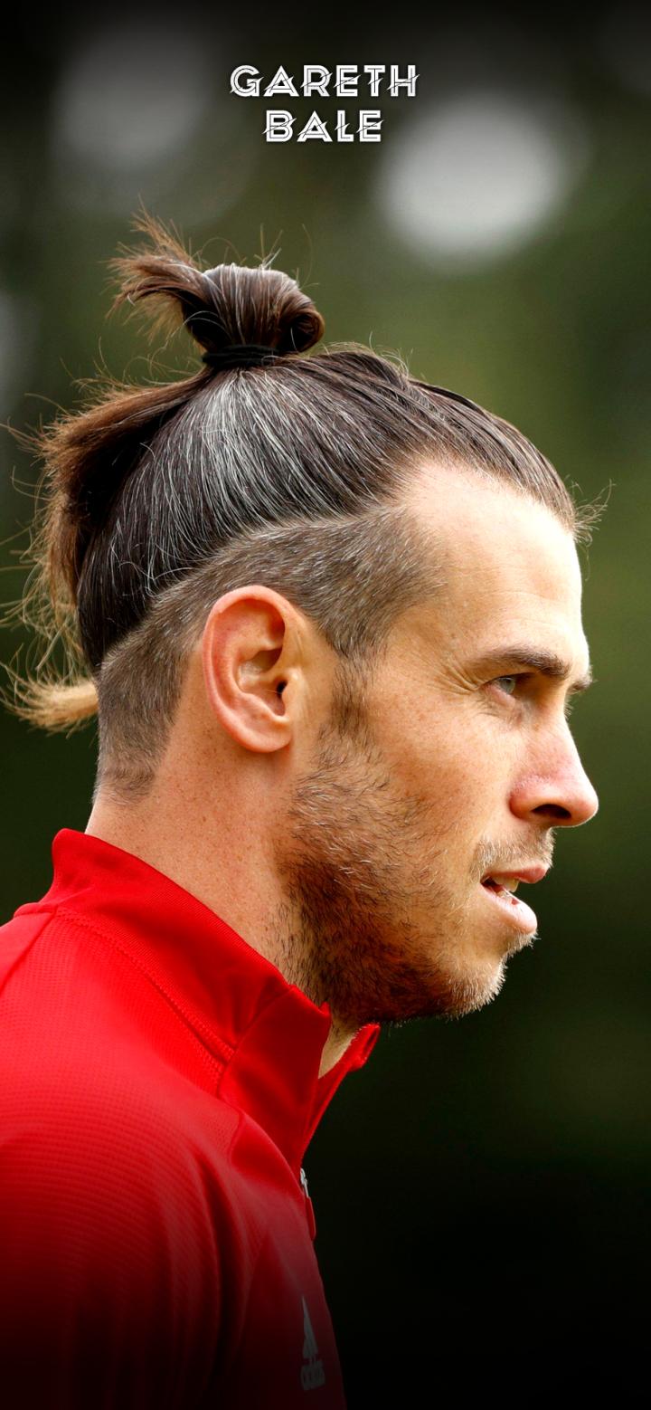 每日足球帅图腾云驾雾丨贝尔霸气手机壁纸精选01