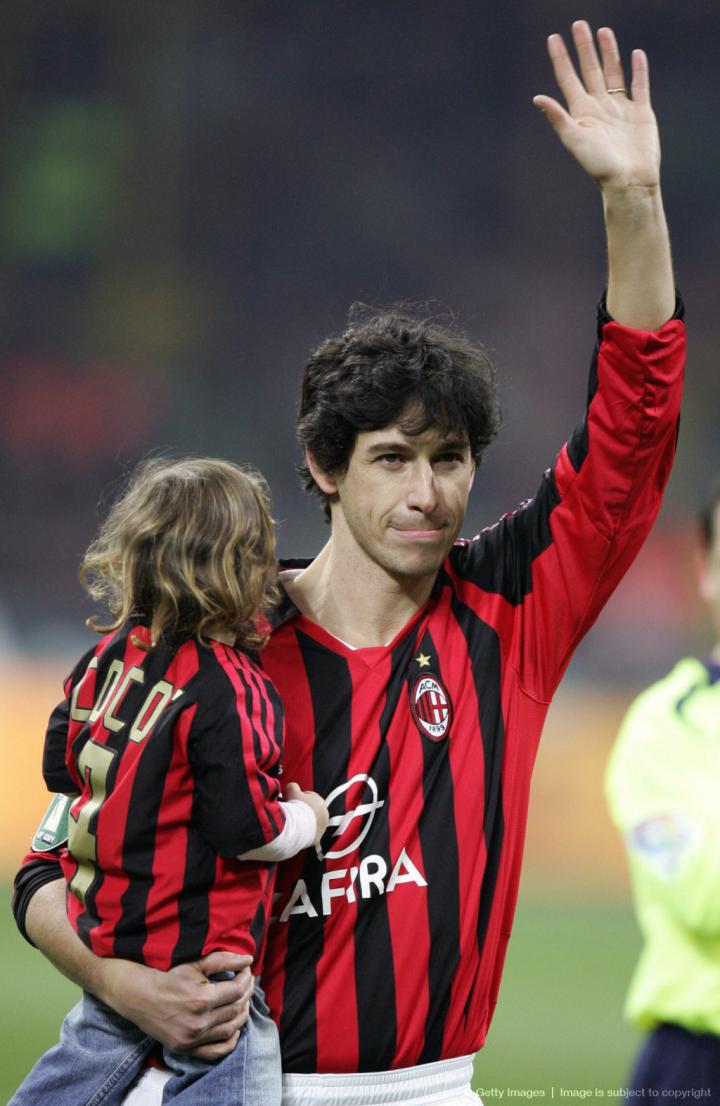 ac米兰队史今天06年阿尔贝蒂尼告别赛圣西罗群星云集
