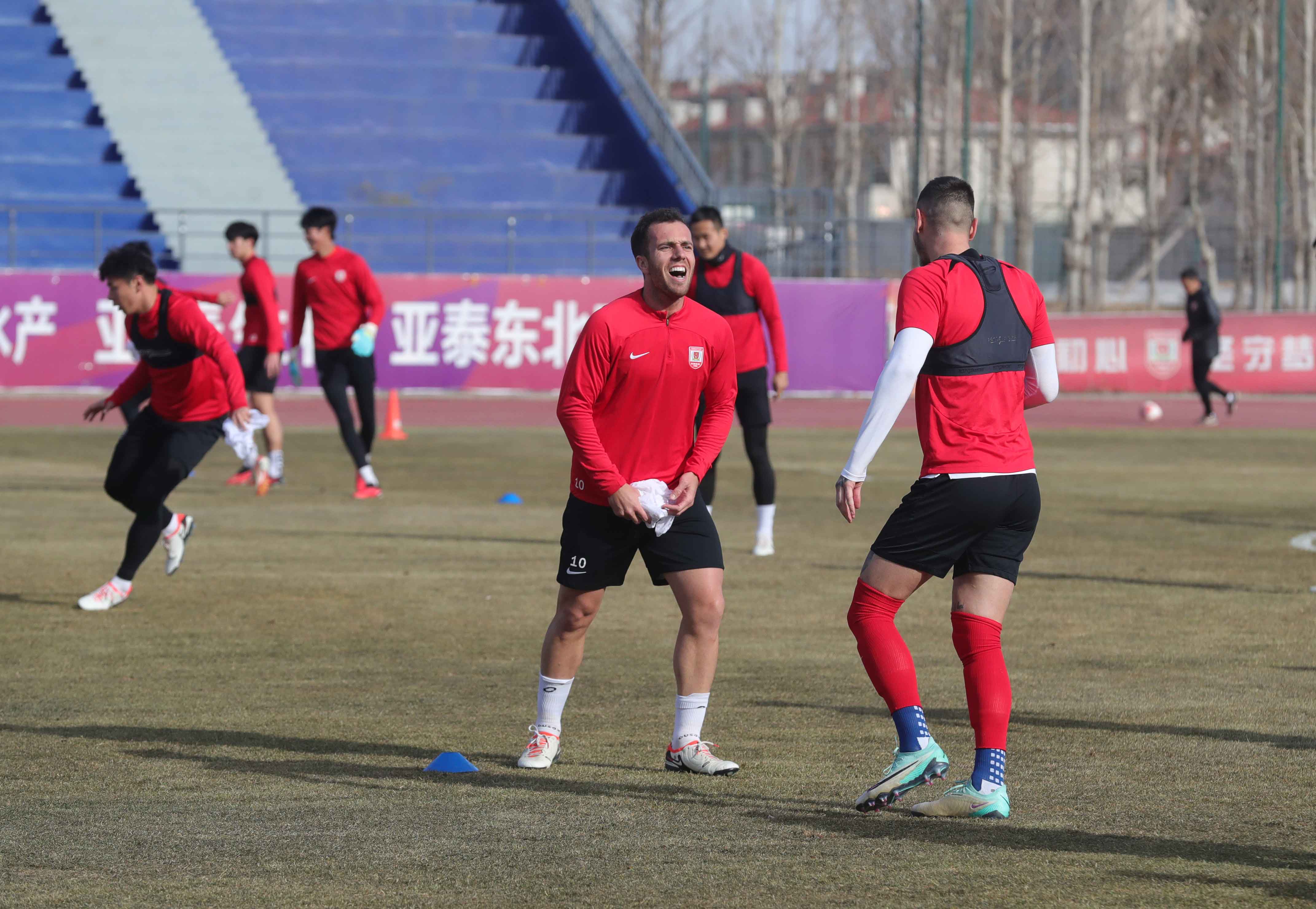 长春亚泰队完成亚泰净月基地2024赛季首训