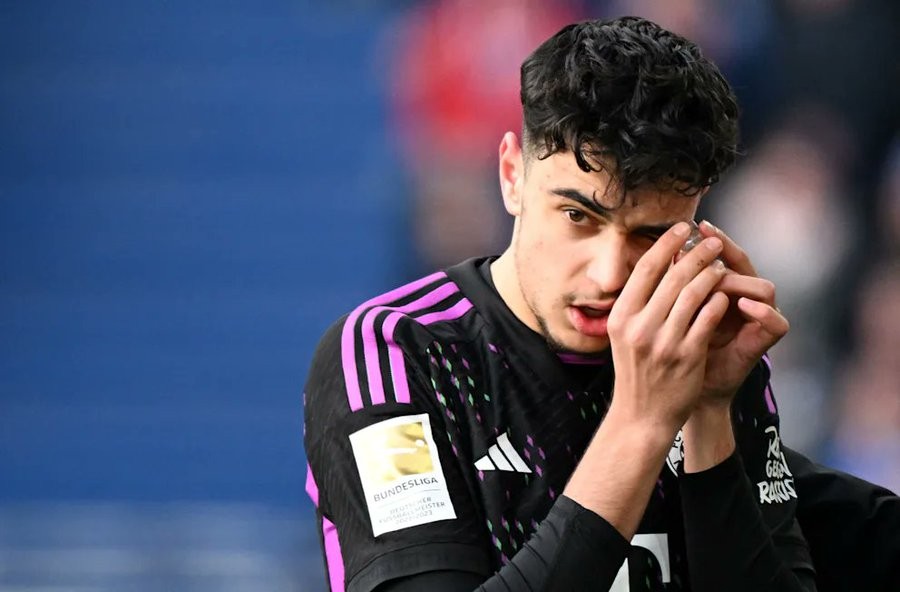 图片报帕夫洛维奇在家养病他去年秋天曾两次扁桃体感染