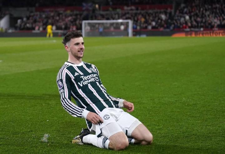 终于开胡了对阵布伦特福德芒特打入个人曼联生涯首球