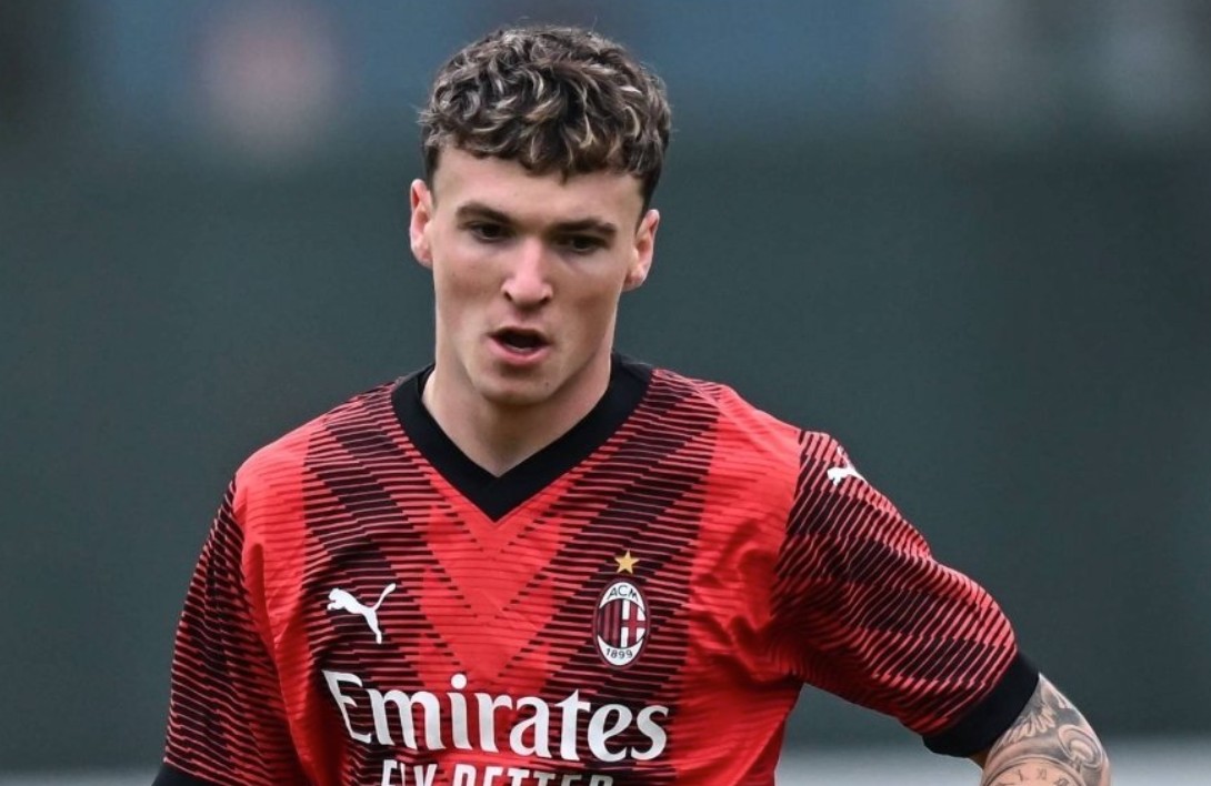 意天空米兰将买断18岁小将希门尼斯皇马保留回购权