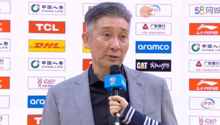 懂球帝首页>动态>本赛季cba常规赛各队共被罚147万,去年中超总计罚款