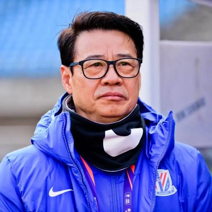 冠军教头吴金贵与《中场对话》主创团队齐聚陆家嘴读书会|中国|上海申