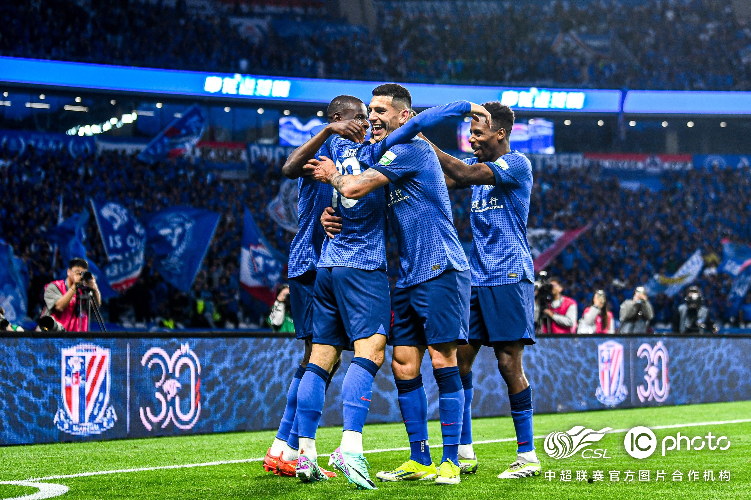 谢鹏飞高天意收获申花首球多点开花上海申花41武汉三镇