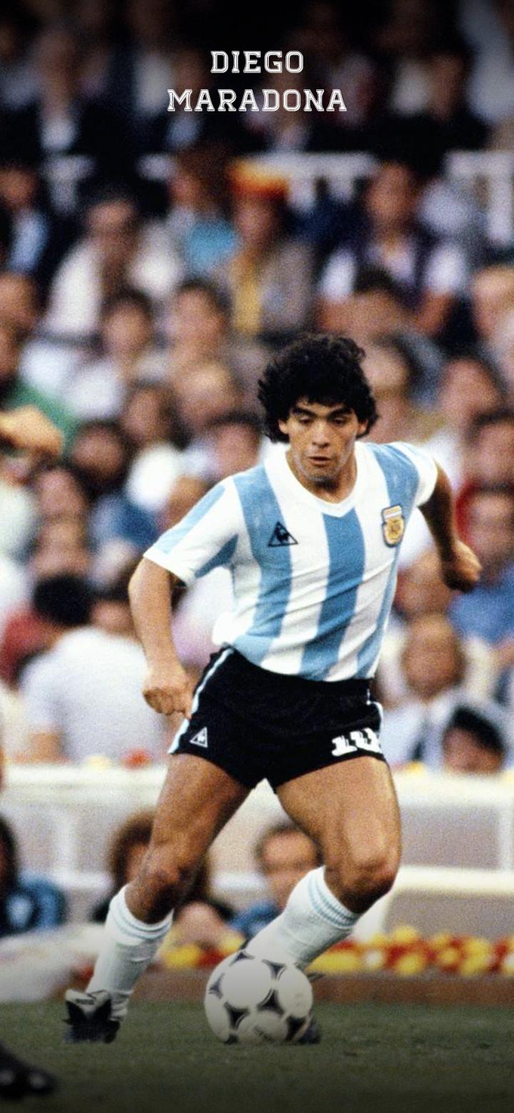 每日足球帅图球王丨马拉多纳手机壁纸精选part5