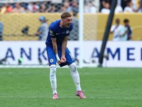 帕尔默助攻切尔西3-0大胜夺世俱杯 决赛当选最佳球员