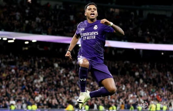 罗德里戈:曼城是目前最好的球队;当初的两球改变了很多事情