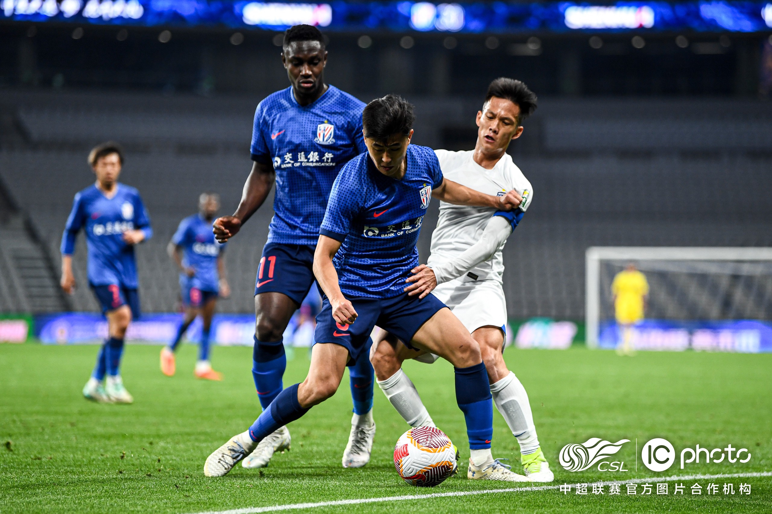 谢鹏飞高天意收获申花首球多点开花上海申花41武汉三镇