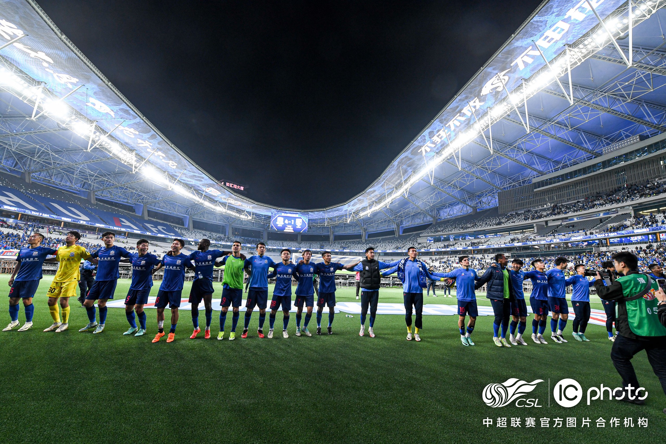 谢鹏飞高天意收获申花首球多点开花上海申花41武汉三镇