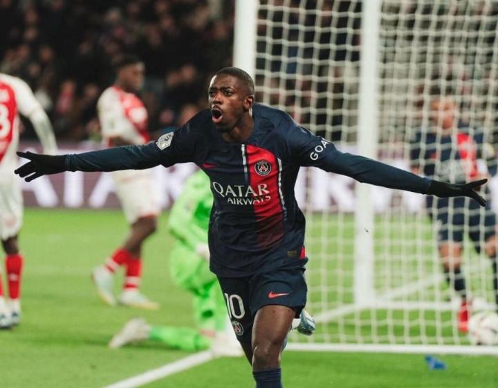 队报登贝莱在巴黎内部不断强调面对巴萨是他的年度之战