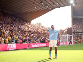 赖因德斯：首秀助攻进球，曼城4-0大胜狼队