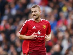 曼联后卫德利赫特期待与阿森纳的对决