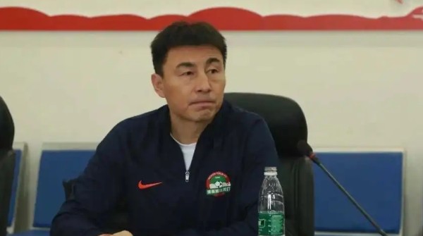 李玮锋上轮没谢场的初心是为了保护球员有些球员年龄小