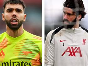 拉亚称赞阿利松一对一能力无敌，称其世界顶级门将