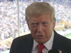 特朗普透露国际足联将世俱杯奖杯赠与他