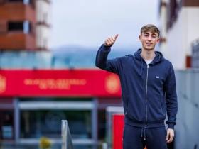 皇马关注伯恩茅斯后卫赫伊森