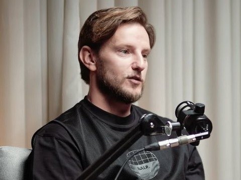 拉基蒂奇:梅西的天赋是上天赐予的,他就是足坛历史最佳