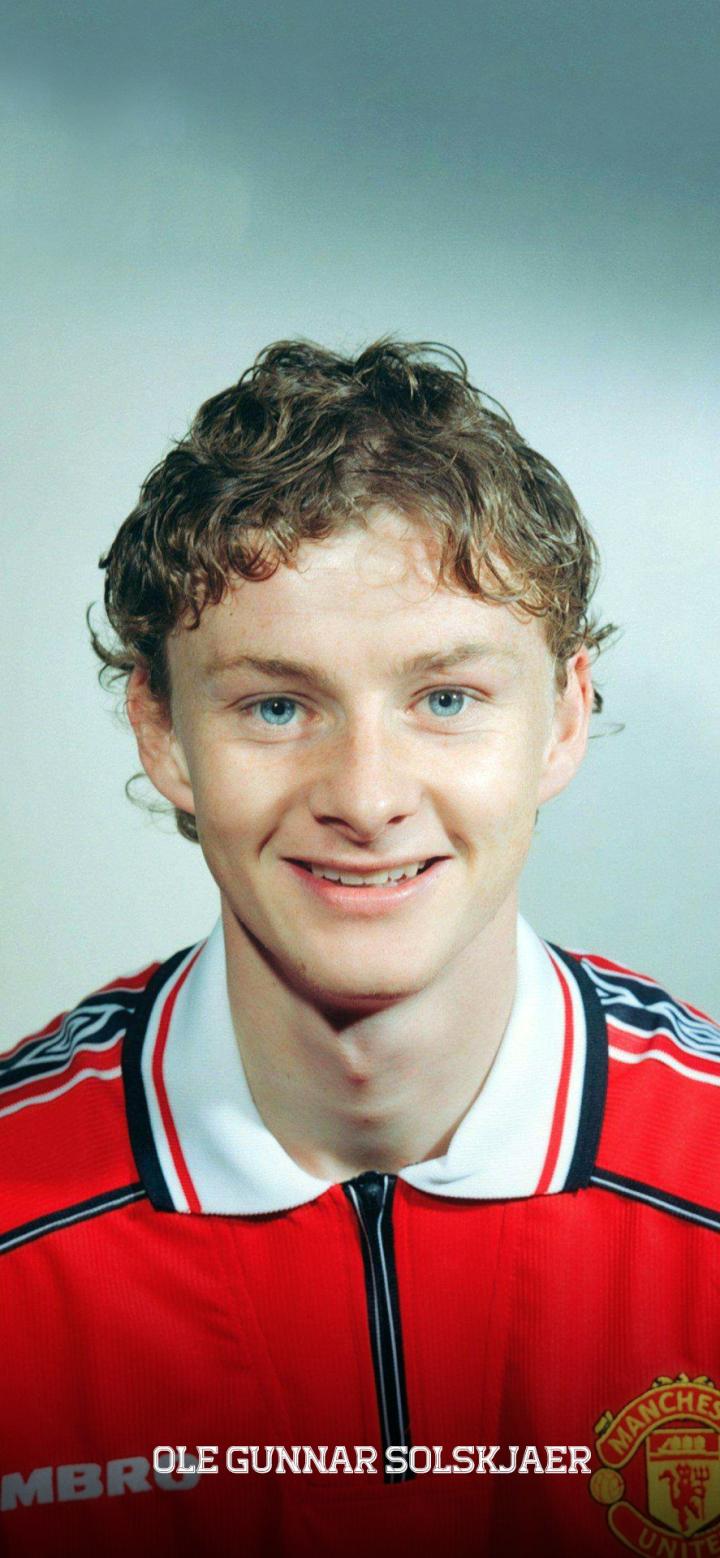 每日足球帅图索尔斯克亚手机壁纸精选01